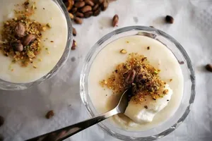 طرز تهیه محلبی شیرخشک؛ دسر خوشمزه و مقوی برای ماه رمضان